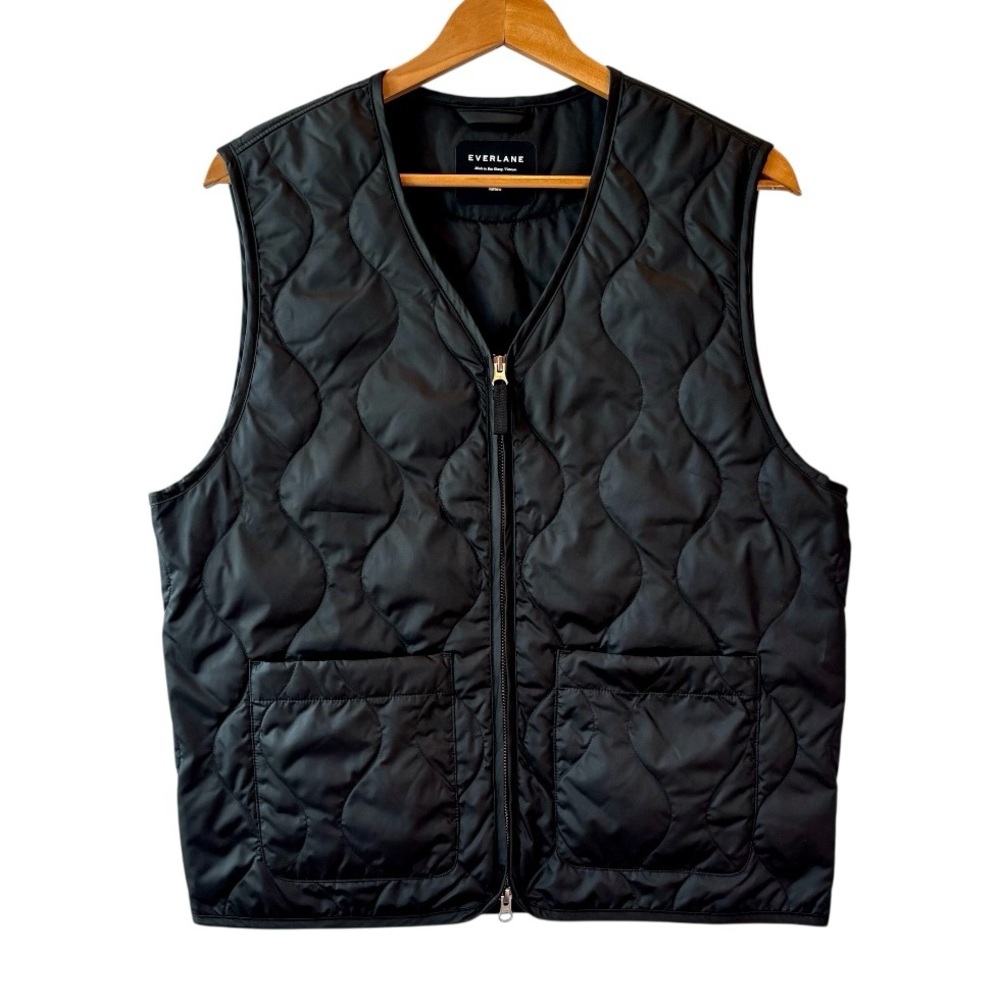 Everlane ReNew Quilted Black Liner Vest Medium Primaloft Zip Puffer Lightweight - Picture 10 of 10